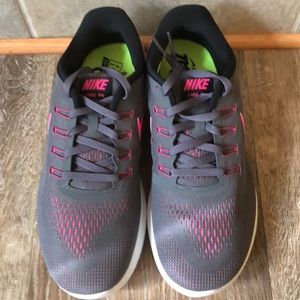 Nike Shoes - Nike Free RN Women’s NEW 2016 Grey /Pink Nike Shoes - Nike Free RN Women’s NEW 2016 Grey /Pink